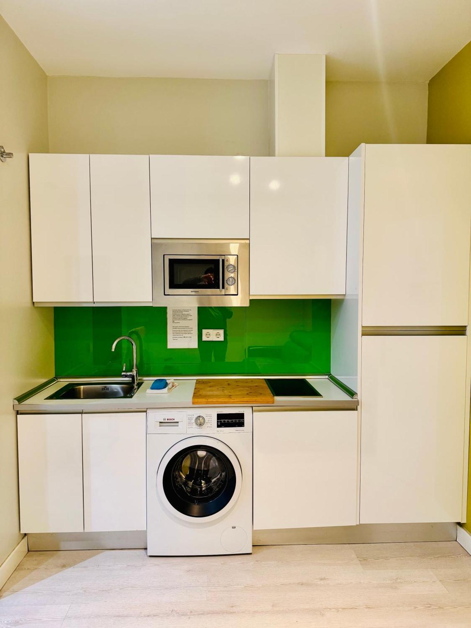 Apartamentos Apolo Madrid Exteriör bild