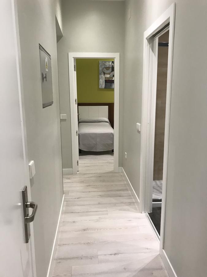 Apartamentos Apolo Madrid Exteriör bild